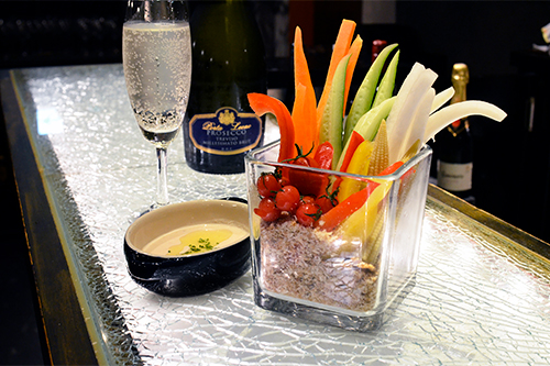 ベジタベルスティック バーニャカウダソースで