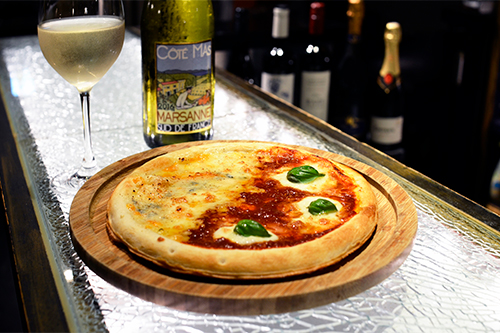 マルゲリータ&4種のチーズ ハーフ&ハーフ